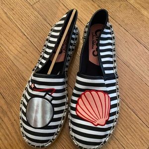 Never worn striped espadrilles !! Cute bomb and shell patches!